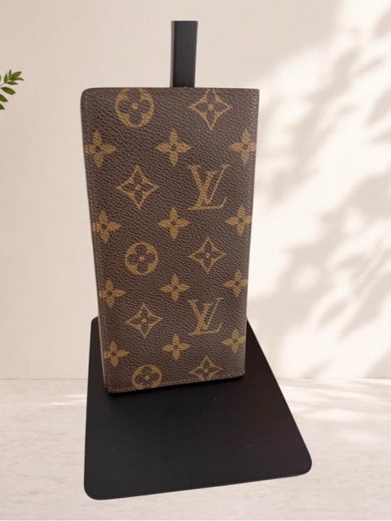 Louis Vuitton Handbags - Authentic Louis Vuitton Monogram Slim Card Case